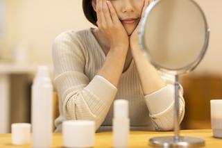 Skóra wrażliwa – co sprzyja działaniom przeciwzmarszkowym? Porady kosmetologa 