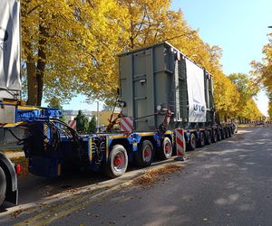 Ogromny transport dla Baltic Power. We Władysławowie