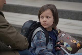 Na dobre i na złe odc. 854: Krzysztof Radwan (Mateusz Damięcki), Kubuś (Wiktor Trojan)