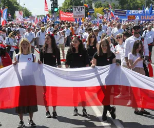 Tłumy na ulicach Warszawy! Trwa marsz 4 czerwca!