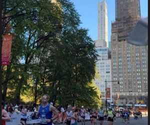 Katarzyna cichopek dopinguje męża na Maratonie Nowojorskim