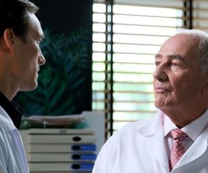 M jak miłość odc. 1879. Olek (Maurycy Popiel), Jerzy Argasiński (Karol Strasburger)