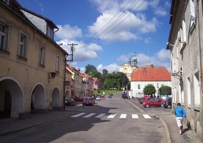 Lubomierz – filmowe miasteczko Pawlaków i Karguli