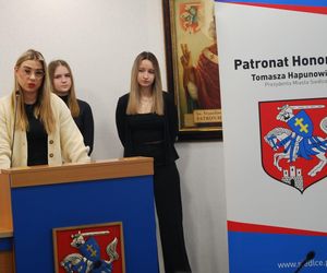 Debaty siedleckiej młodzieży ze szkół podstawowych i średnich odbyły się w ramach kampanii profilaktycznej Widzę Rozmawiam Reaguję 2025