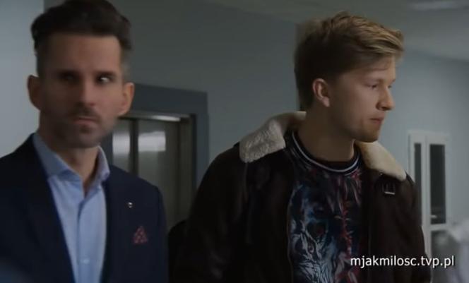 M jak miłość, odc. 1436. Łukasz (Jakub Józefowicz), Kamil (Marcin Bosak)