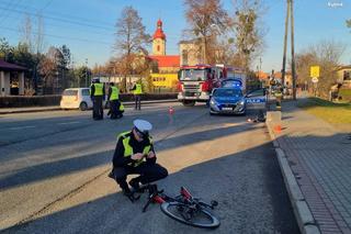 Łamią nam się serca. Brakuje słów. Nie potrafimy w to uwierzyć. Znany kolarz zginął podczas treningu. Osobówka wjechała w niego z impetem.
