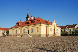 To jedno z najmniejszych miast w województwie małopolskim. Stało się sławne dzięki jednej decyzji papieża