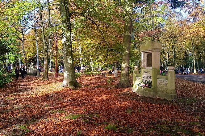 1 listopada na Cmentarzu Centralnym w Szczecinie