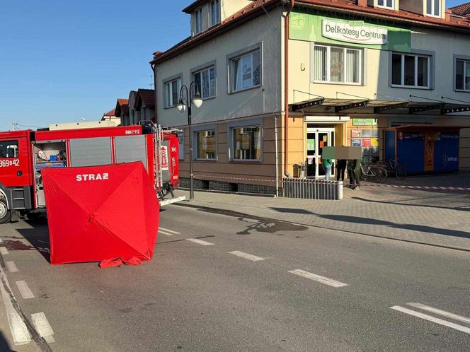 Tragiczny wypadek pod Tarnowem. Ciężarówka potrąciła pieszego