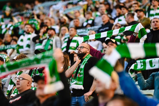 Derby Trójmiasta. Tak bawili się kibice na meczu Lechia Gdańsk - Arka Gdynia [ZDJĘCIA]