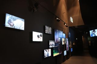 Krzysztof Zanussi. Zależy, jak się patrzy. Jak wyglądały kulisy pracy artystycznej i prywatne życie reżysera