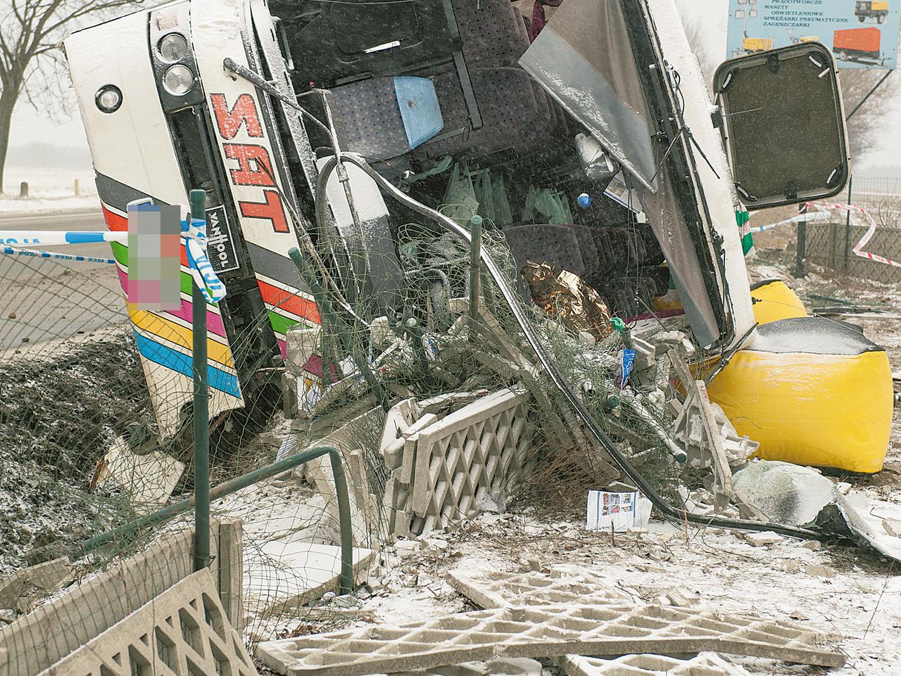 Autobus zmiażdżył kibiców