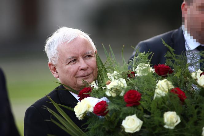 PiS modli się za Lecha Kaczyńskiego na Wawelu