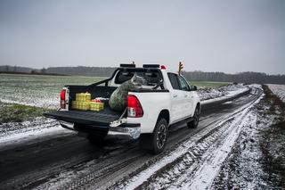 Toyota Hilux Selection 2.4 D-4D 4x4 - pomocnik Świętego Mikołaja