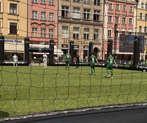 Wrocław żyje finałem Ligi Konferencji Europy. Kibice Betisu i Chelsea już w strefach kibica!