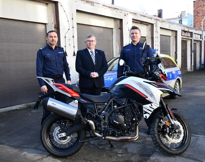 Policjanci z Góry mają nowy motocykl. Jedyny taki w województwie dolnośląskim!