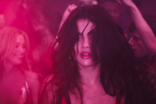 Zedd ft. Selena Gomez - I Want You To Know: TELEDYSK już jest! Sel opętana przez ducha - zobaczcie [VIDEO]