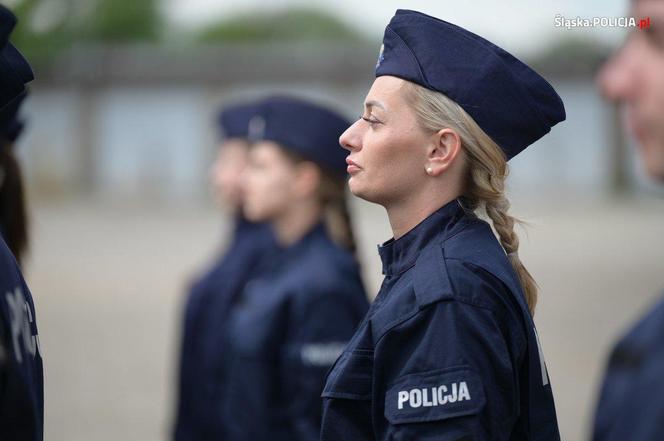 Uroczyste ślubowanie 69 nowych policjantów  w Oddziale Prewencji Policji w Katowicach