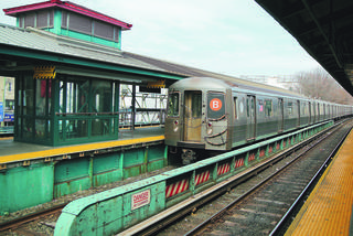 MTA zawiesiło kursowanie części pociągów. Tymi liniami nie pojedziesz
