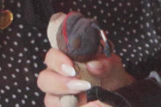 Sylwia Peretti trzymała to podczas pogrzebu Patryka. Poruszające, to musiało być ważne dla jej syna