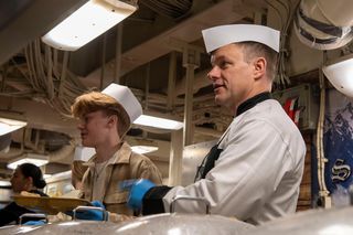 Gdy trzeba wyżywić 5-tysięczną załogę  lotniskowca “Nimitz”