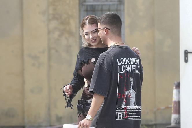 Allan zrobił prawko, będzie woził mamusię
