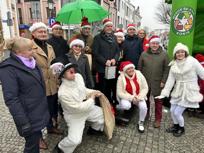 Mikołajki na Placu Wolności w Koninie