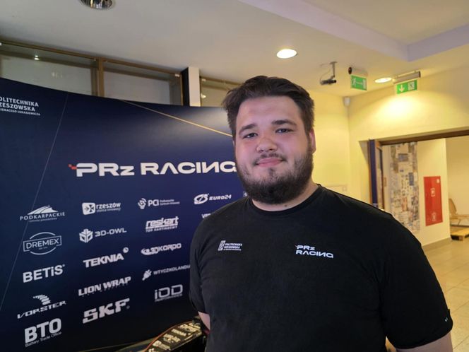 Studenci z Politechniki Rzeszowskiej zbudowali bolid