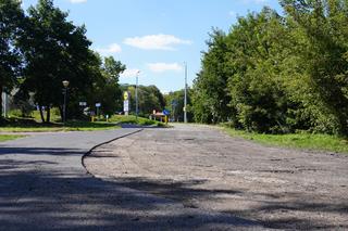 Na ulicę Wapienną wrócili drogowcy. Remont „nabiera” kształtu