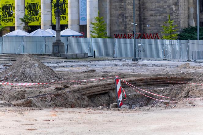 Przebudowa placu Defilad w Warszawie – plac odsłania swoje wnętrze