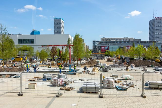 Plac Centralny w Warszawie pod koniec budowy
