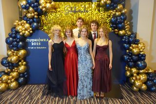 Studniówka w Sheratonie w Sopocie. Tak się bawiło V LO im. Stefana Żeromskiego w Gdańsku [GALERIA]