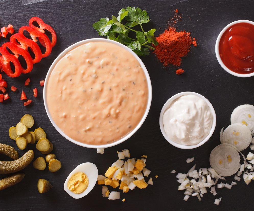 Sos 1000 wysp: przepis jak zrobić domowy dressing do wszystkiego