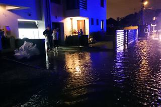 Powódź na Podkarpaciu: Przekroczone progi alarmowe, woda zabrała most [SYTUACJA W REGIONIE]