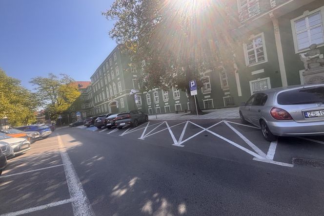 Mieszkańcy oburzeni, a radni Szczecina deklarują, że dodatkowe parkingi dla nich będą zlikwidowane
