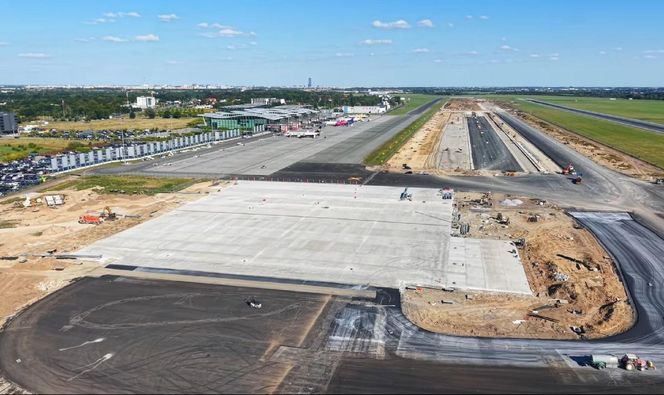 Rozbudowa Portu Lotniczego we Wrocławiu przez firmę Strabag