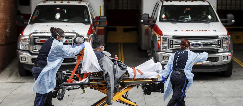 Umierają na moich rękach