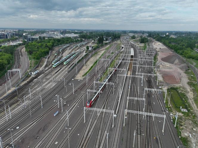 Warszawa Zachodnia to dworzec jak z bajki. Zbliża się koniec prac, ale wcześniej pociągi pojadą... na telefon!