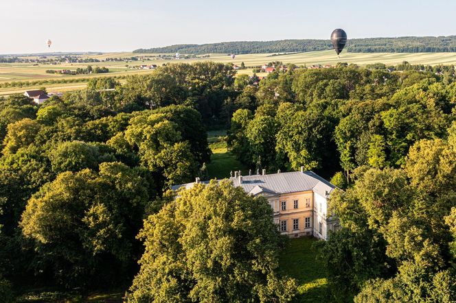 Balonowe Świętokrzyskie w Pińczowie. Nocne pokazy balonów skradły serca! Wielka fiesta zachwyciła tysiące!