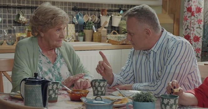 M jak miłość odc. 1886. Barbara (Teresa Lipowska), Artur Rogowski (Robert Moskwa)