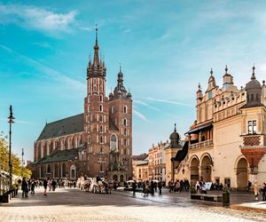 Najlepsze polskie miasta na wakacje dla seniorów