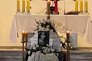 Pogrzeb 19-letniej Darii. Zginęła pod kołami volkswagena w Szymbarku