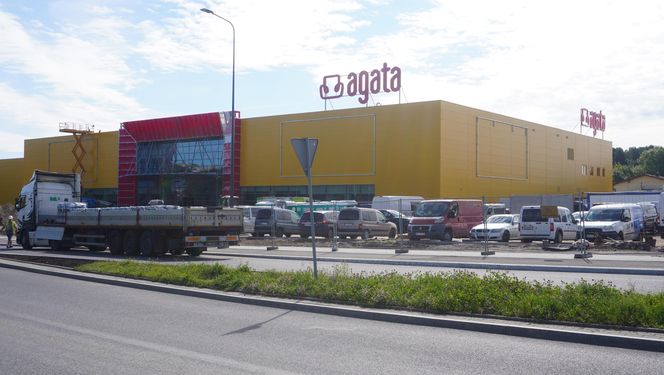 To pierwszy salon tej marki w Olsztynie. Postępują prace na budowie. Kiedy otwarcie?