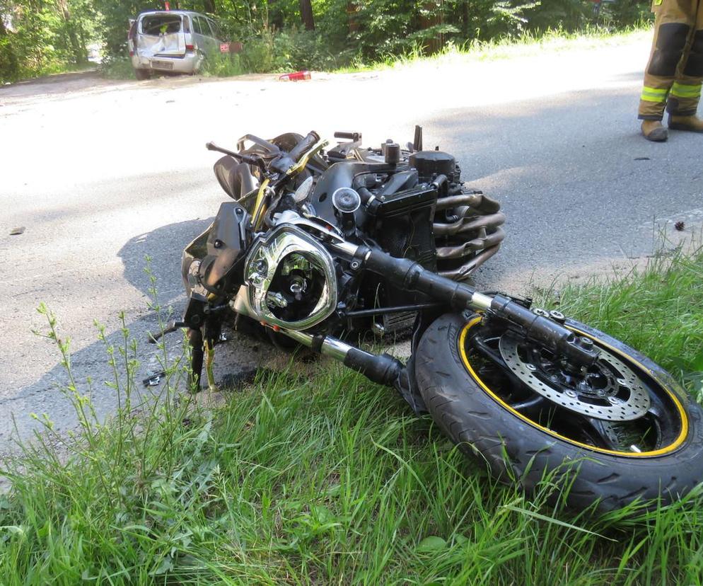 Niestety, po wypadku motocyklista zmarł w szpitalu