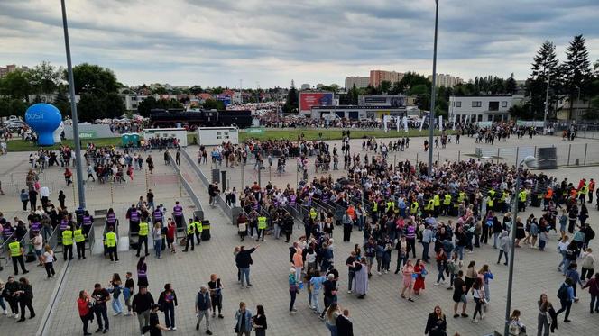 Zobacz, jaką strefę zorganizowano wokół stadionu, przed koncertem Dawida Podsiadło