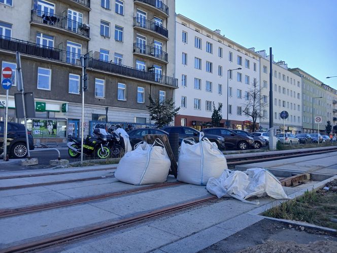 Budowa tramwaju na ul. Rakowieckiej w Warszawie
