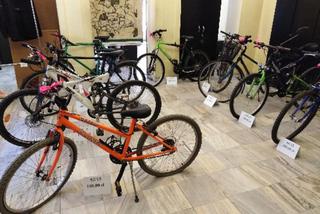 W Łodzi odbędzie się pierwsza aukcja Biura Rzeczy Znalezionych! Na sprzedaż rowery, narzędzia, portfele i inne