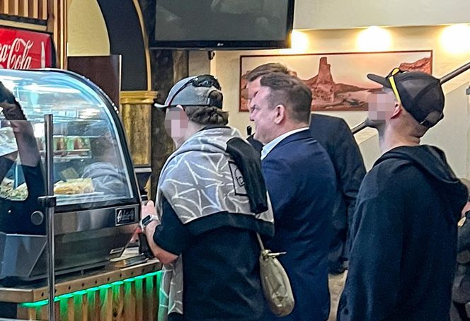 Tak szalał europoseł PiS Dominik Tarczyński