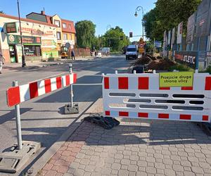 Ruszyła budowa ronda na skrzyżowaniu ulic Wojskowej i Cmentarnej w Siedlcach