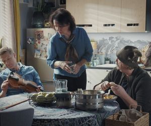 M jak miłość odc. 1869. Paweł (Rafał Mroczek), Haneczka (Elżbieta Firek), stryj Jędrzej Gutowski (Piotr Majerczyk), Marysia (Małgorzata Pieńkowska)